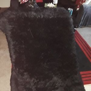 Black rug